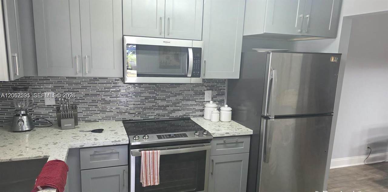524 Osprey Dr - Photo 1