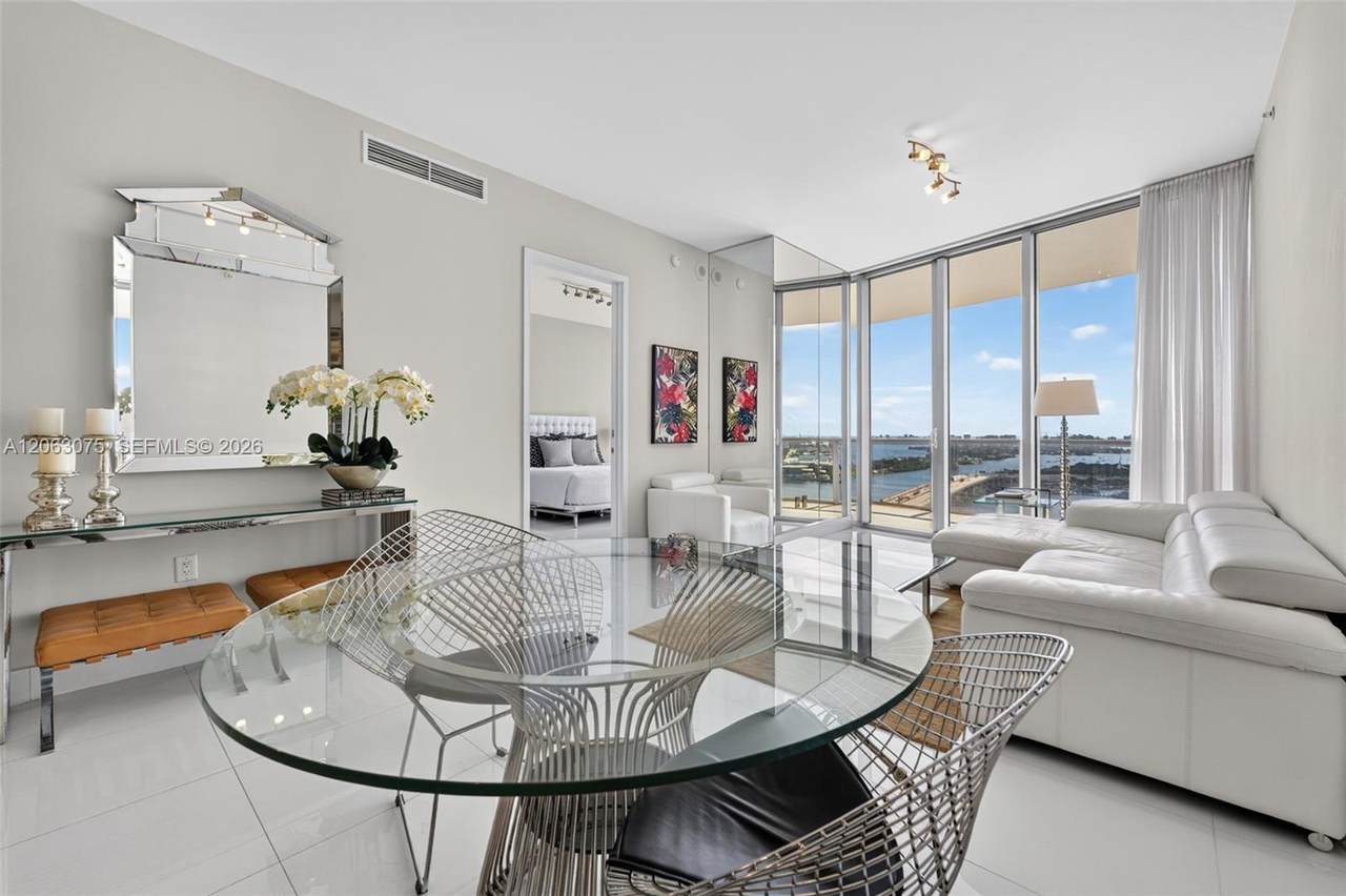 1100 Biscayne Boulevard - Photo 1