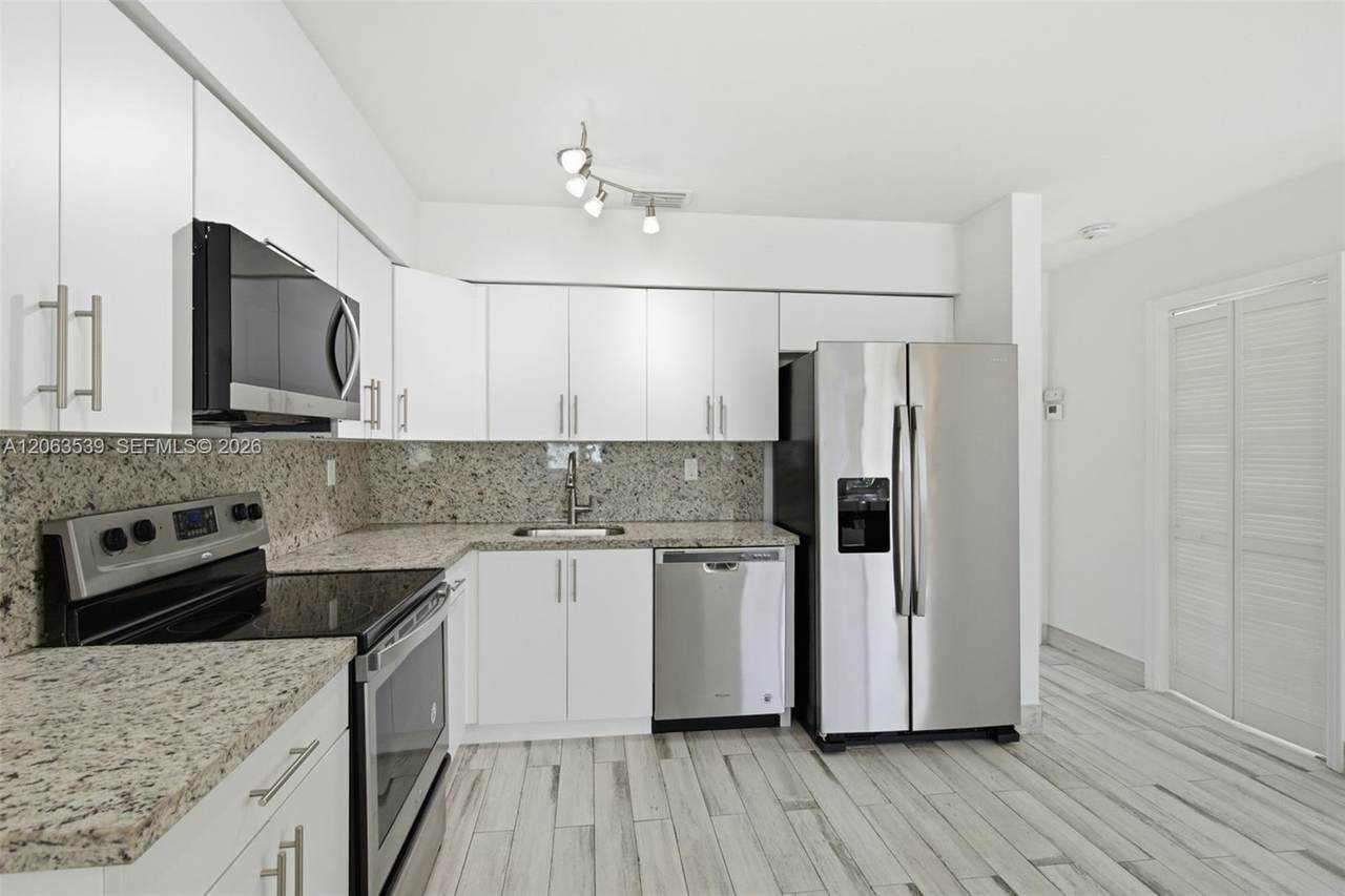2627 29th Ave - Photo 1