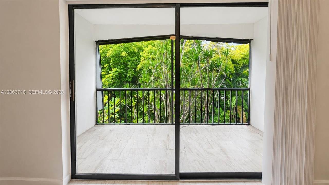 https://bt-photos.global.ssl.fastly.net/miami/1280_boomver_2_A12063718-2.jpg