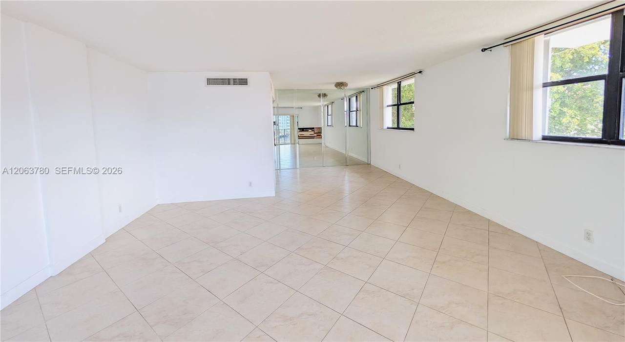 https://bt-photos.global.ssl.fastly.net/miami/1280_boomver_2_A12063780-2.jpg
