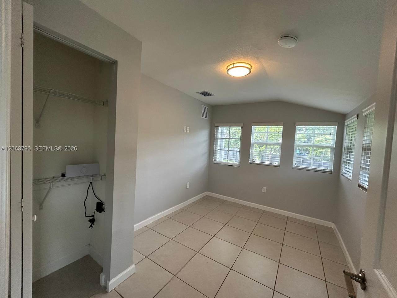 https://bt-photos.global.ssl.fastly.net/miami/1280_boomver_2_A12063790-2.jpg