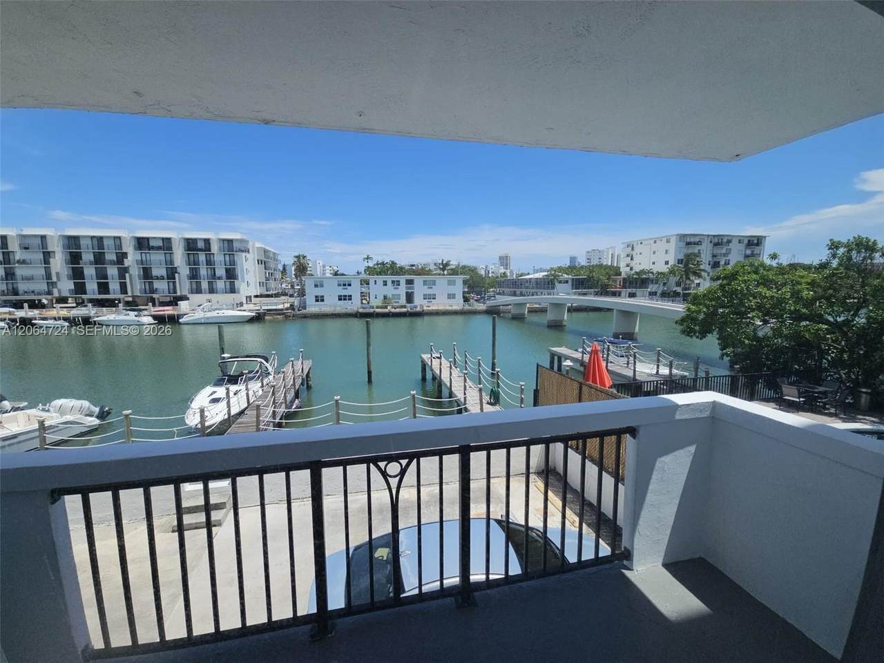 8101 Crespi Blvd - Photo 1