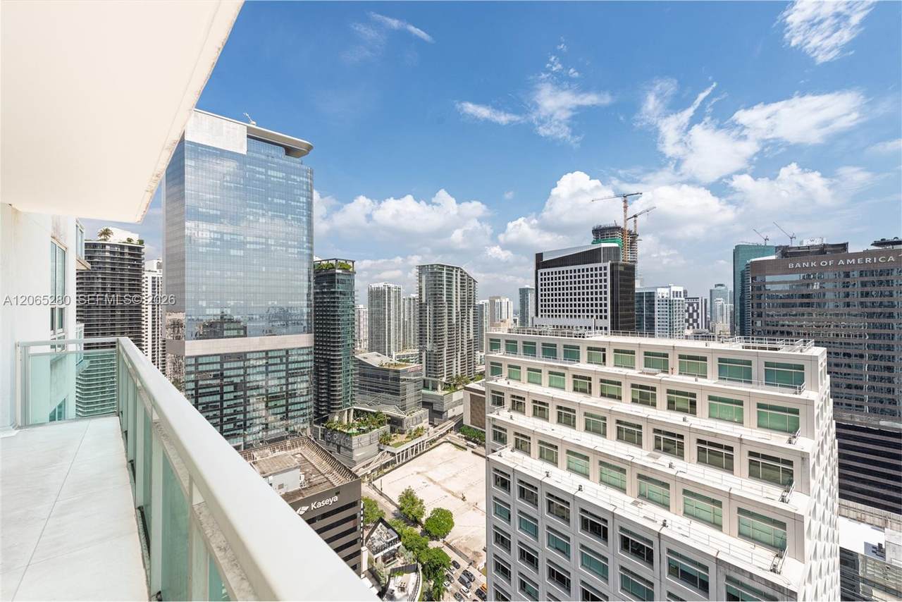 https://bt-photos.global.ssl.fastly.net/miami/1280_boomver_2_A12065280-2.jpg