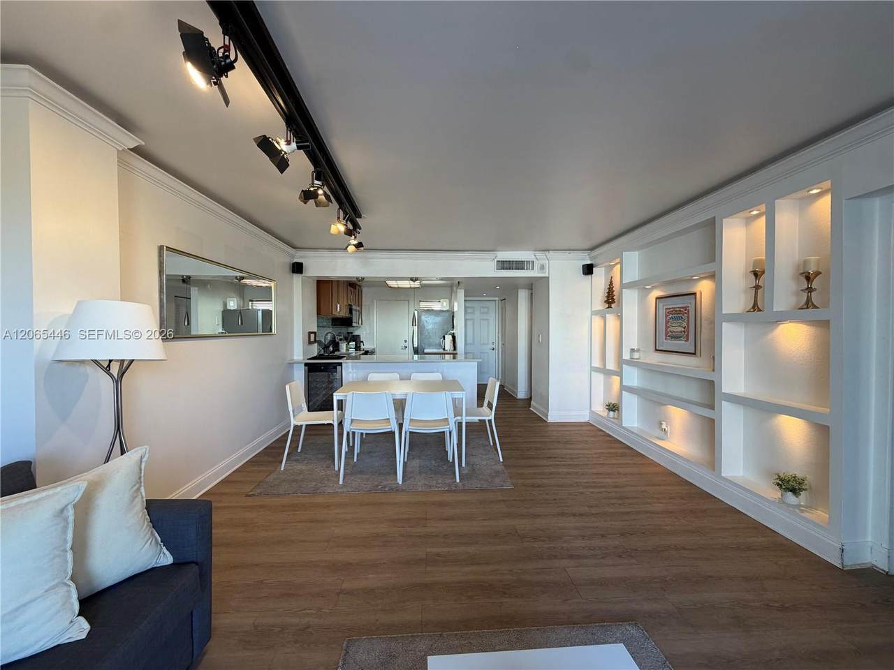 https://bt-photos.global.ssl.fastly.net/miami/1280_boomver_2_A12065446-2.jpg