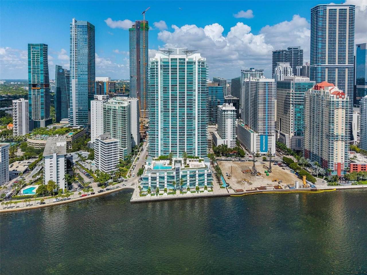 https://bt-photos.global.ssl.fastly.net/miami/1280_boomver_2_A12066030-2.jpg