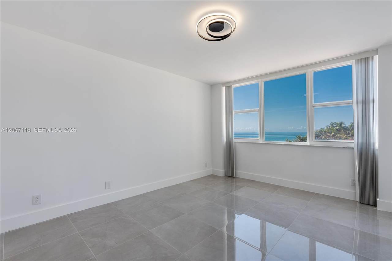 https://bt-photos.global.ssl.fastly.net/miami/1280_boomver_2_A12067118-2.jpg