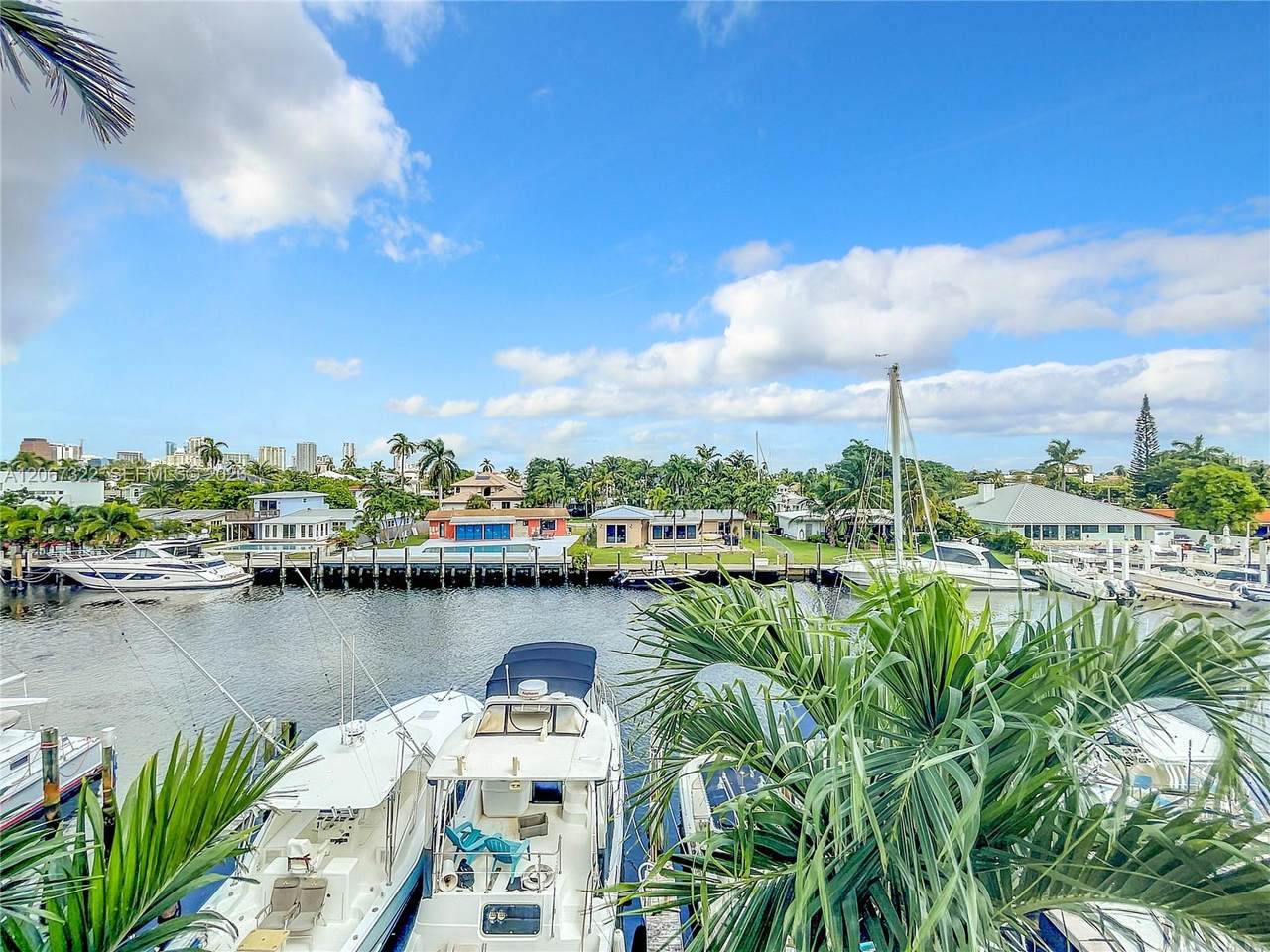 https://bt-photos.global.ssl.fastly.net/miami/1280_boomver_2_A12067322-2.jpg
