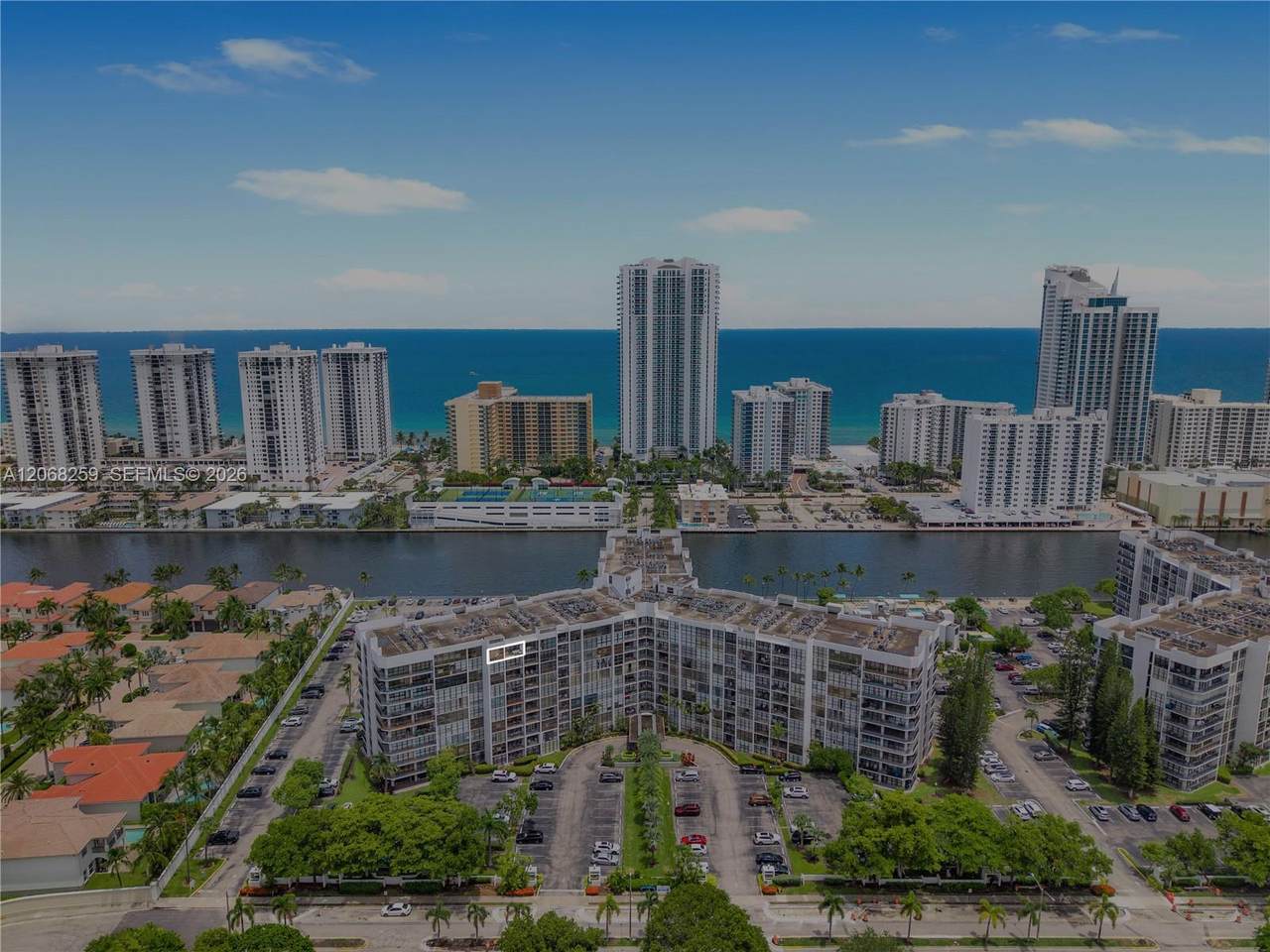 https://bt-photos.global.ssl.fastly.net/miami/1280_boomver_2_A12068259-2.jpg