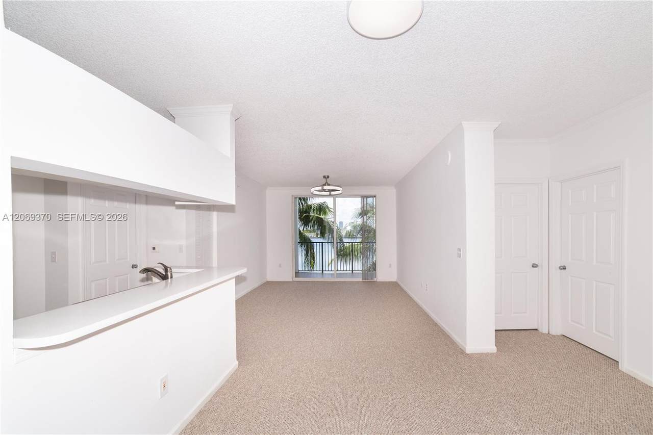 17100 Bay Rd - Photo 1