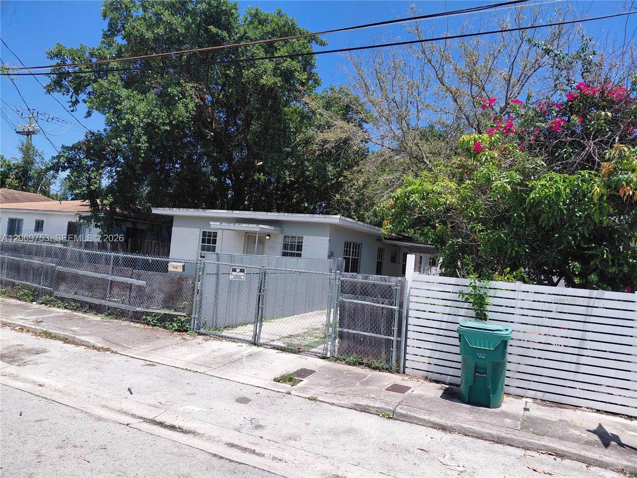 https://bt-photos.global.ssl.fastly.net/miami/orig_boomver_2_A12069753-2.jpg