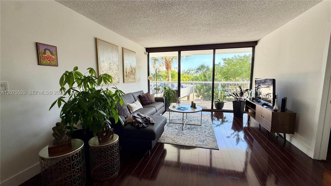 3701 Country Club Dr - Photo 1