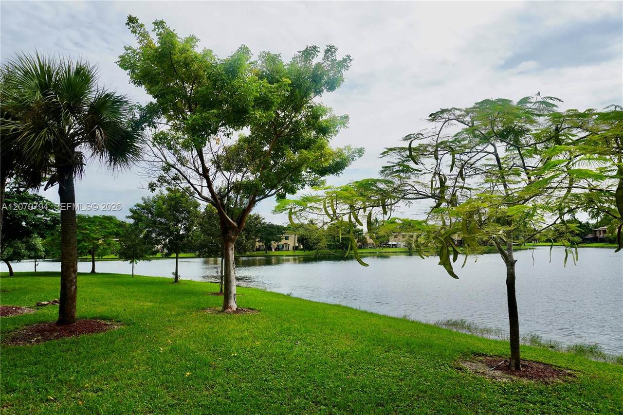 https://bt-photos.global.ssl.fastly.net/miami/orig_boomver_1_A12070794-2.jpg