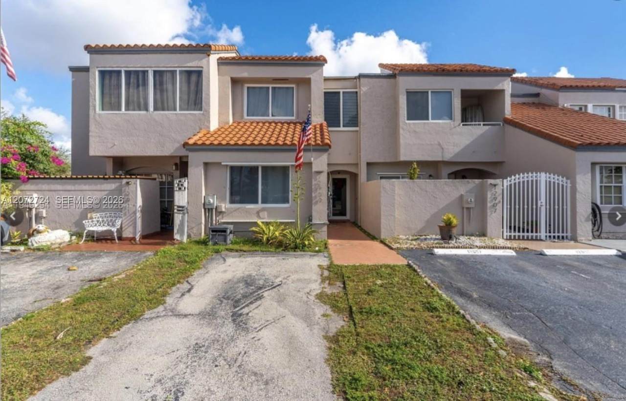 12909 64th Ln - Photo 1
