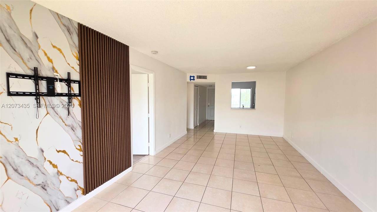 8620 Sherman Cir - Photo 1