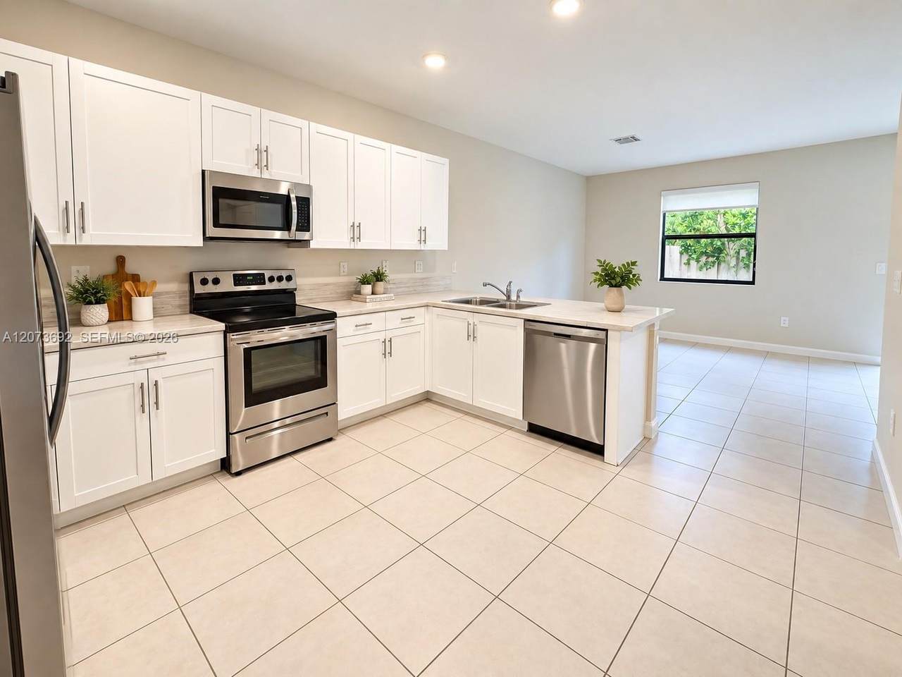 https://bt-photos.global.ssl.fastly.net/miami/1280_boomver_2_A12073692-2.jpg