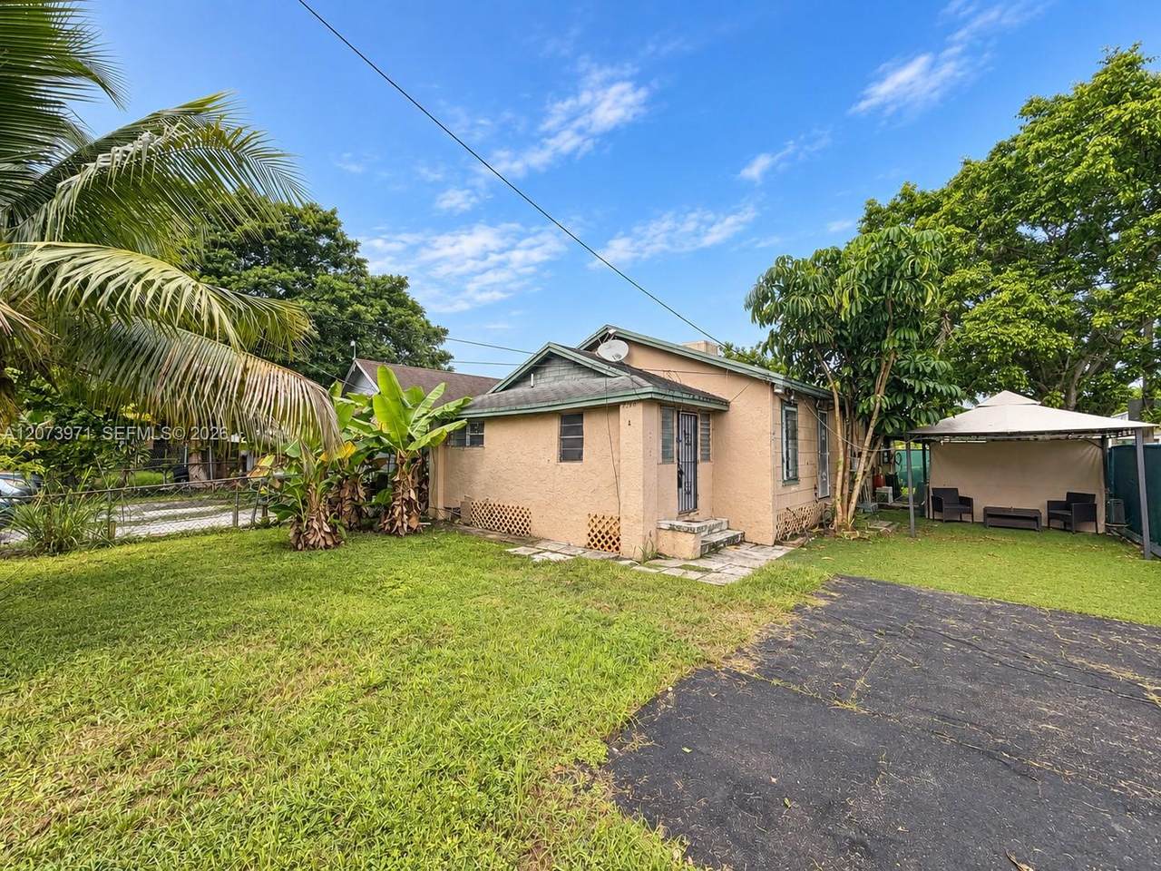7560 Miami Ct - Photo 1