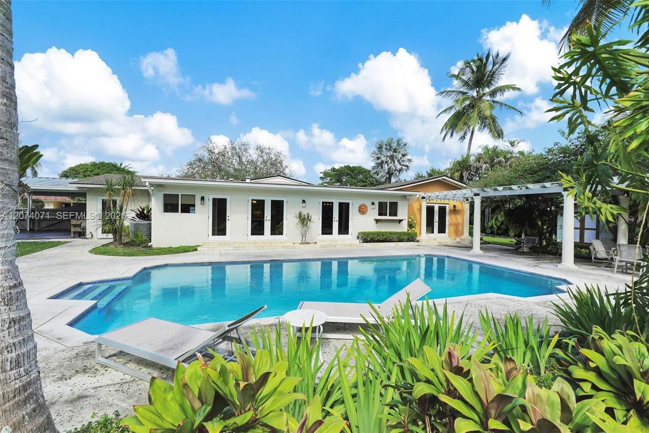 https://bt-photos.global.ssl.fastly.net/miami/1280_boomver_2_A12074071-2.jpg