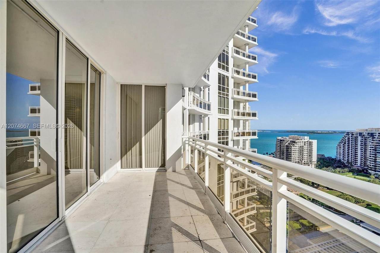 https://bt-photos.global.ssl.fastly.net/miami/1280_boomver_2_A12074667-2.jpg