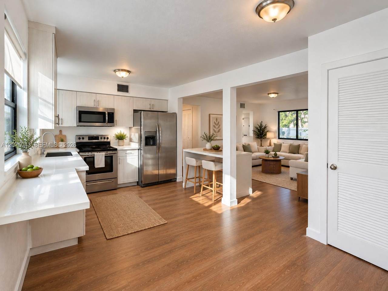 1440 42nd St - Photo 1