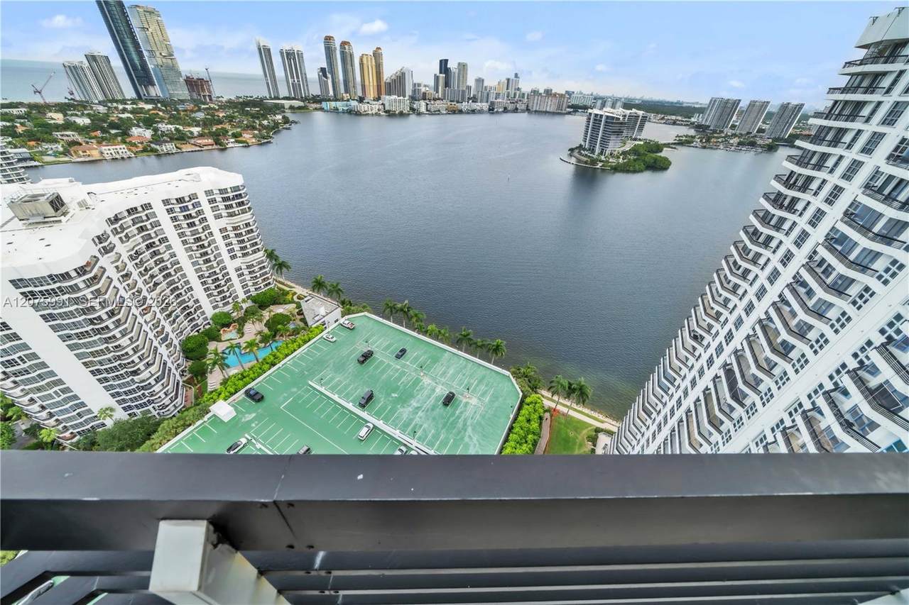 https://bt-photos.global.ssl.fastly.net/miami/1280_boomver_2_A12075991-2.jpg