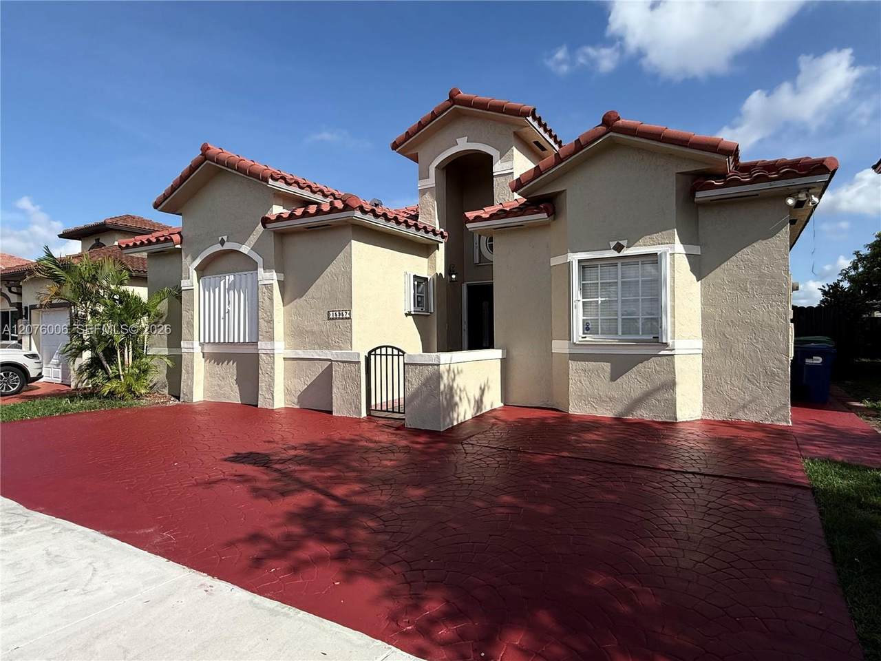 https://bt-photos.global.ssl.fastly.net/miami/1280_boomver_2_A12076006-2.jpg