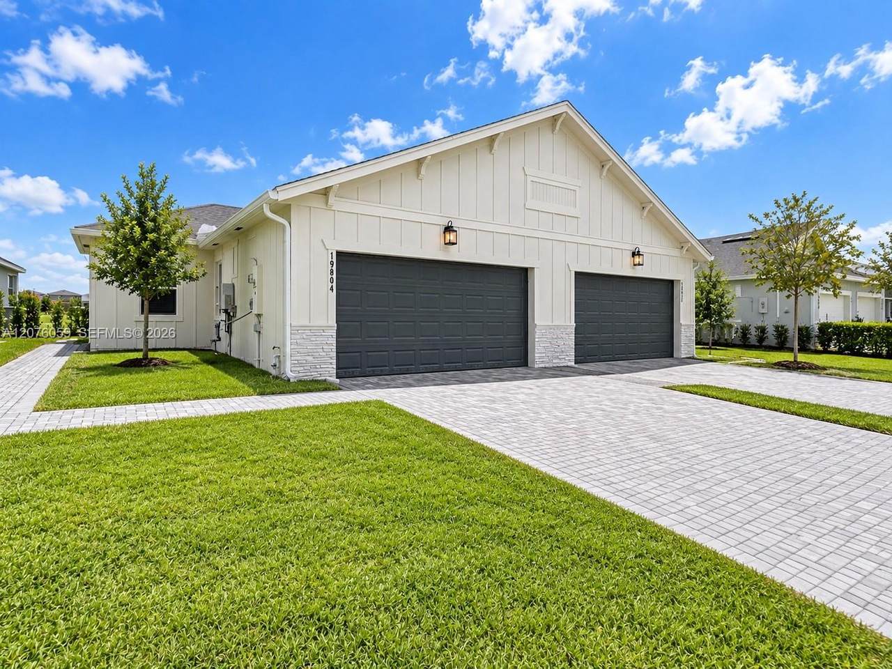 19804 Whispering Creek Rd - Photo 1