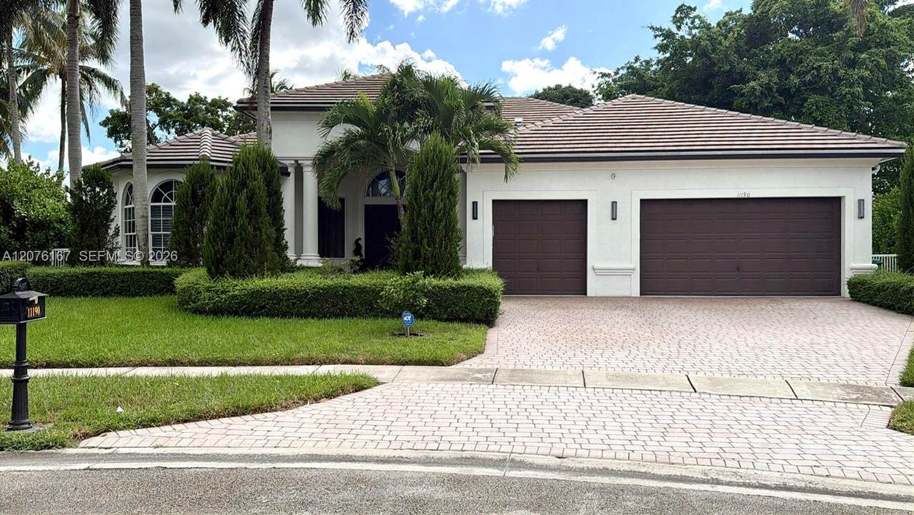 11190 Redhawk St - Photo 1
