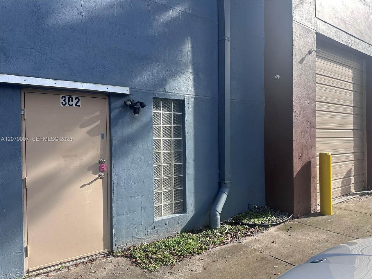 20200 2nd Ave - Photo 1