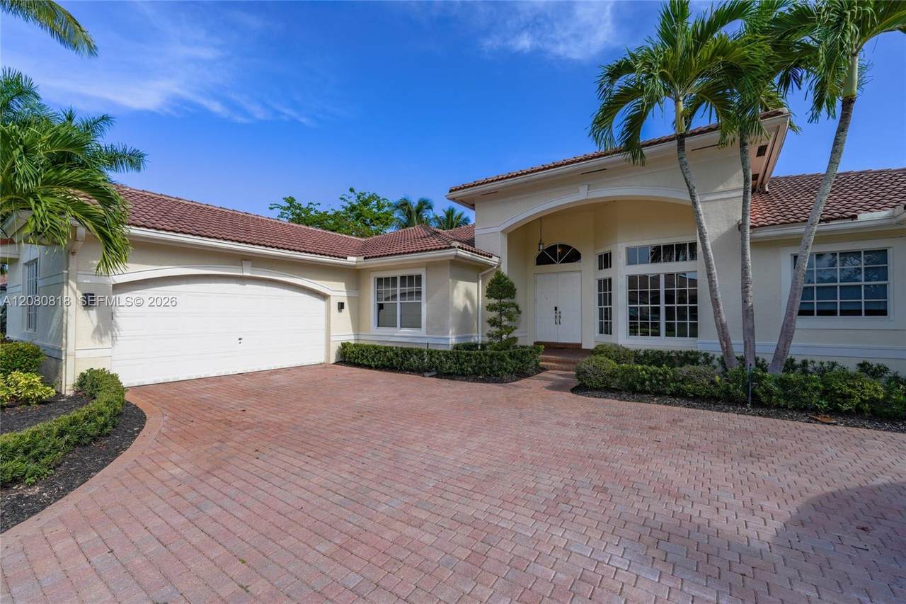 https://bt-photos.global.ssl.fastly.net/miami/1280_boomver_2_A12080818-2.jpg