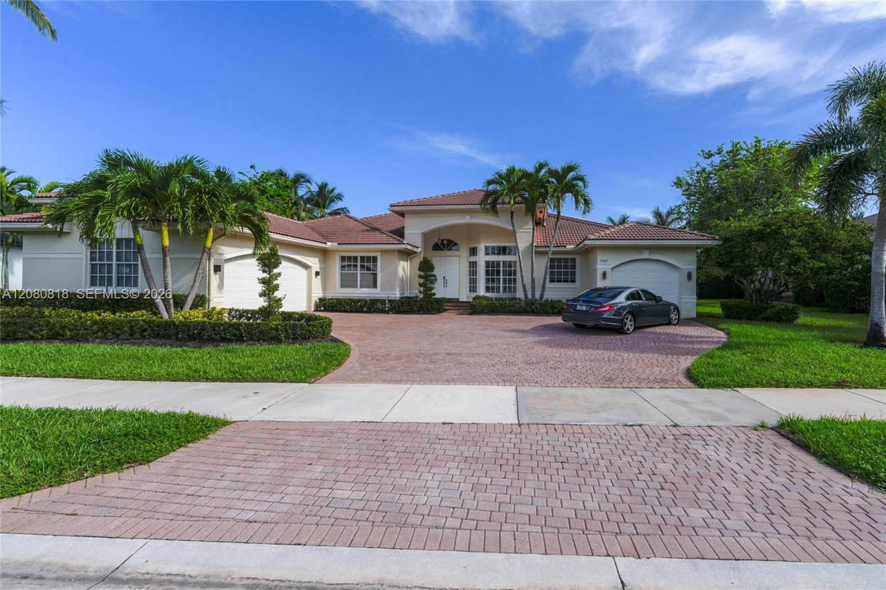 https://bt-photos.global.ssl.fastly.net/miami/1280_boomver_2_A12080818-2.jpg