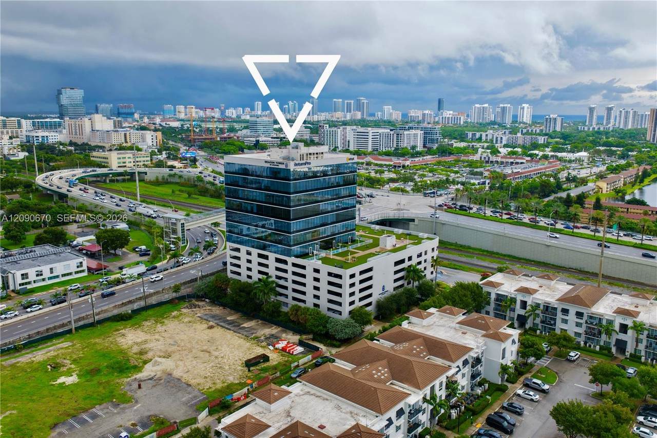 20200 Dixie Hwy - Photo 1