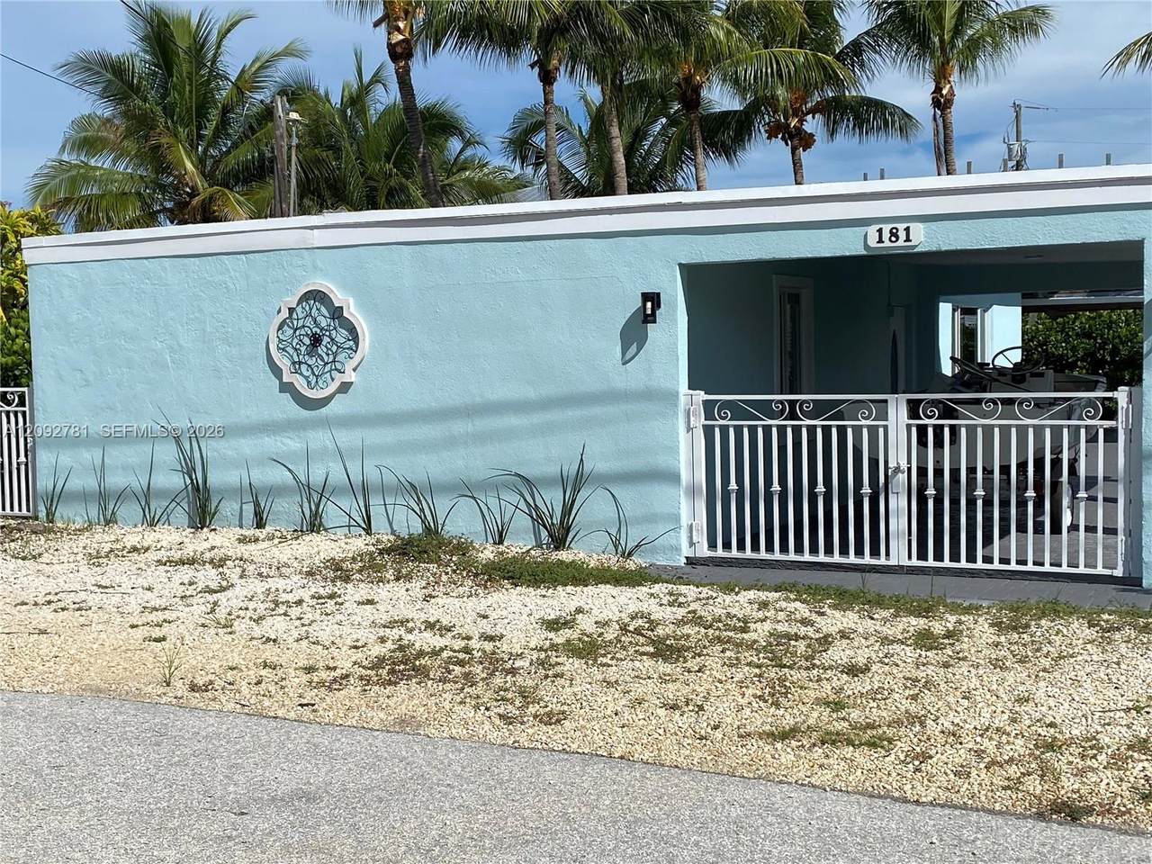 181 2nd Ct - Photo 1