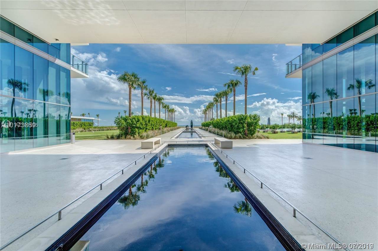 350 Ocean Dr - Photo 1