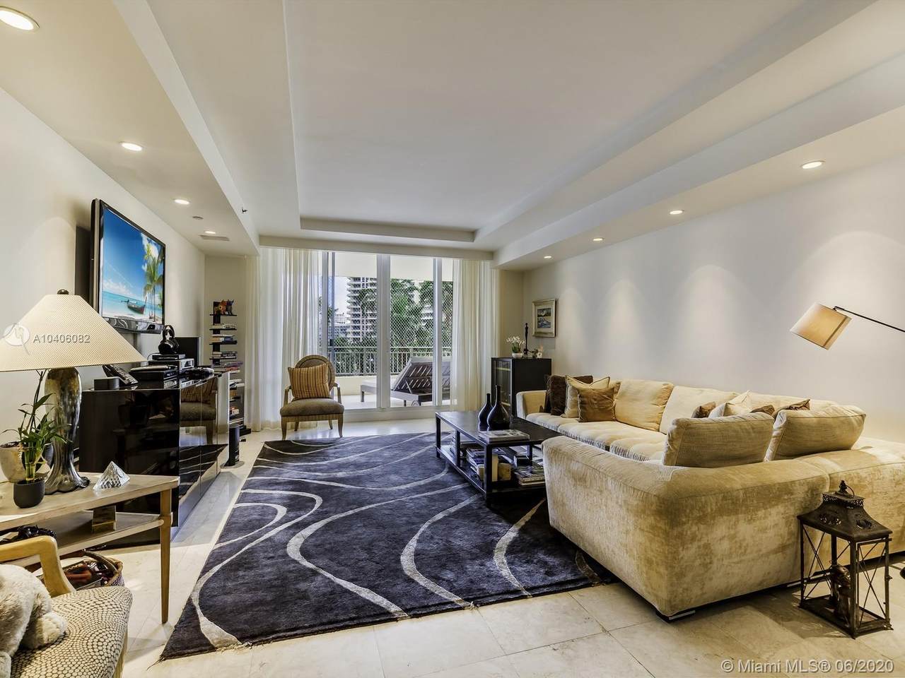 791 Crandon Blvd - Photo 1