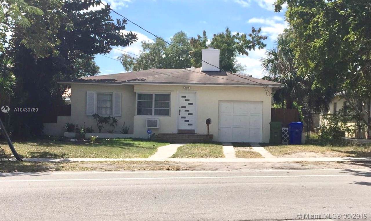 452 15th Rd - Photo 1