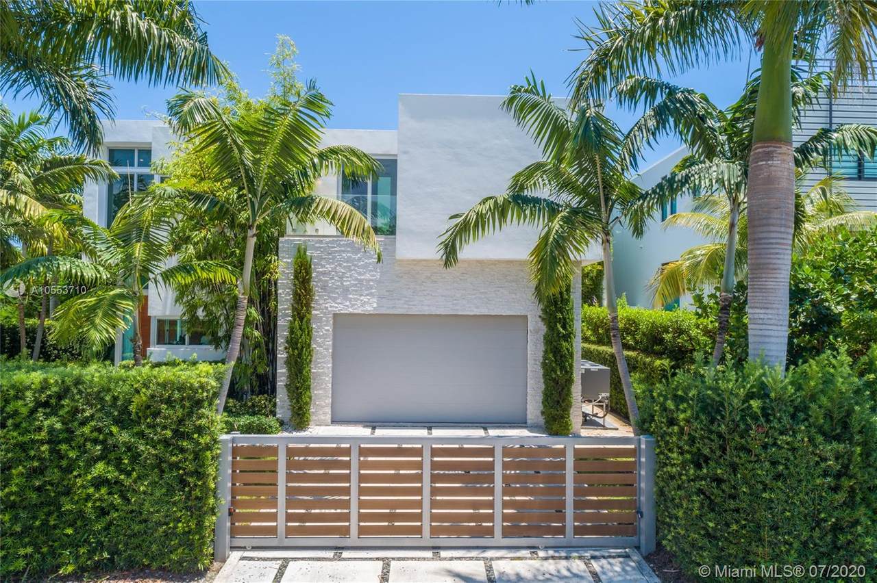 120 Hibiscus Dr - Photo 1