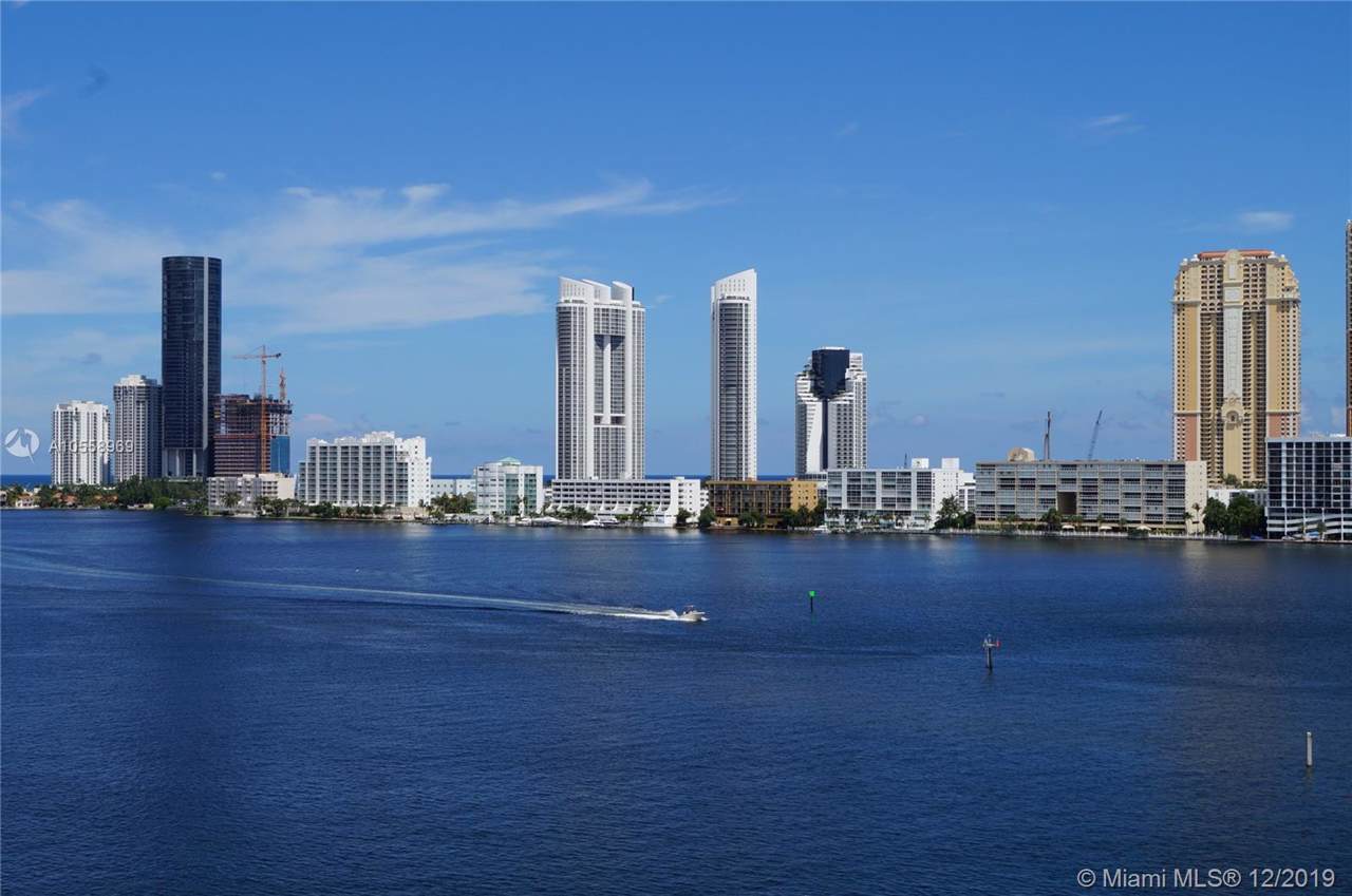2800 Island Blvd - Photo 1