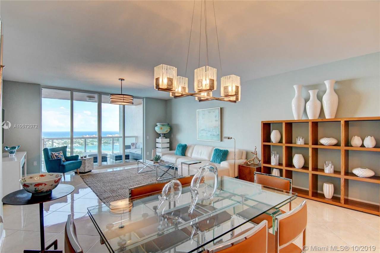 2640 Lake Shore Dr - Photo 1