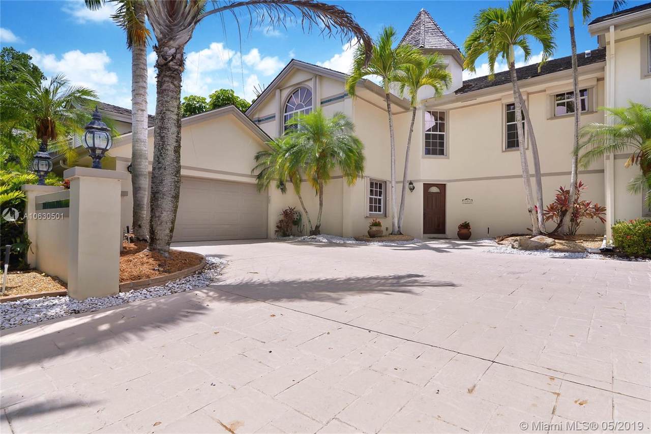 11843 Highland Pl - Photo 1