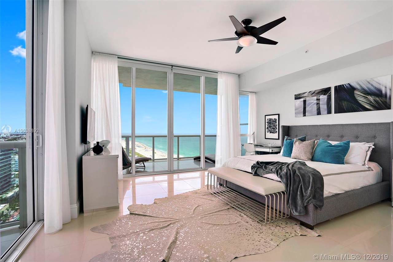 50 Pointe Dr - Photo 1