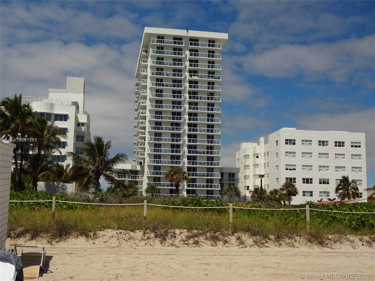 2457 Collins Ave - Photo 1