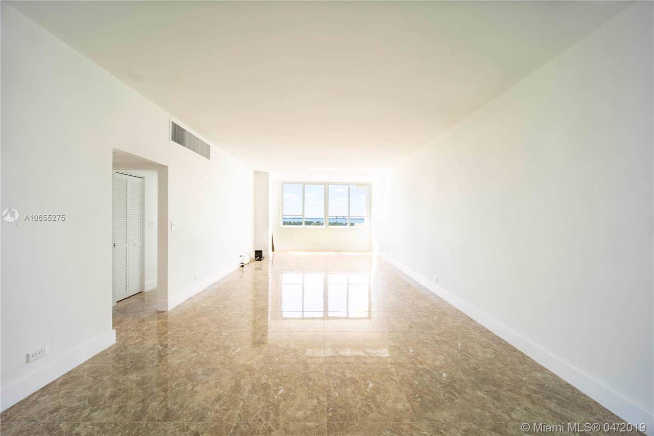 5005 Collins Ave - Photo 1