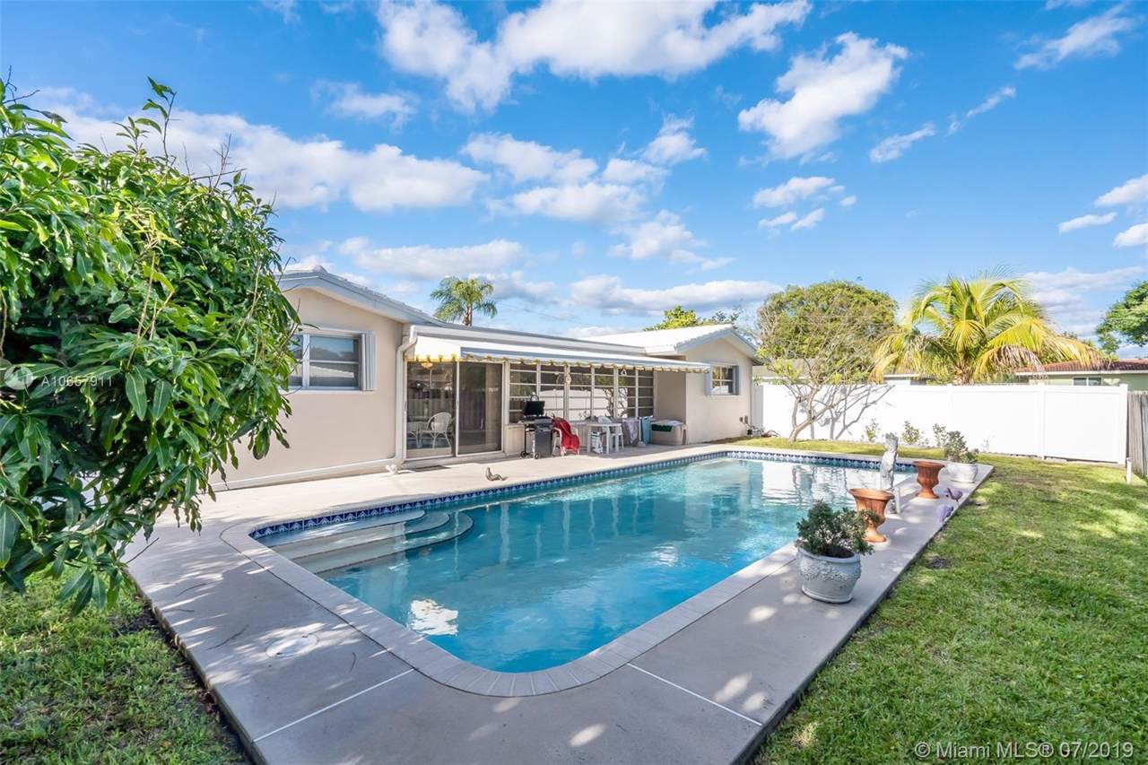 682 Camino Real - Photo 1