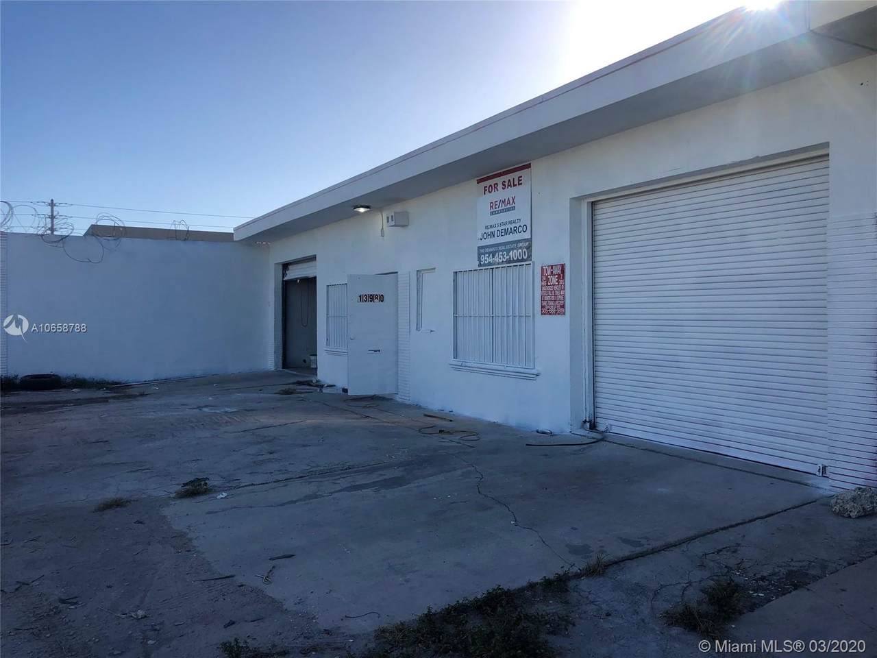 13980 20th Ave - Photo 1