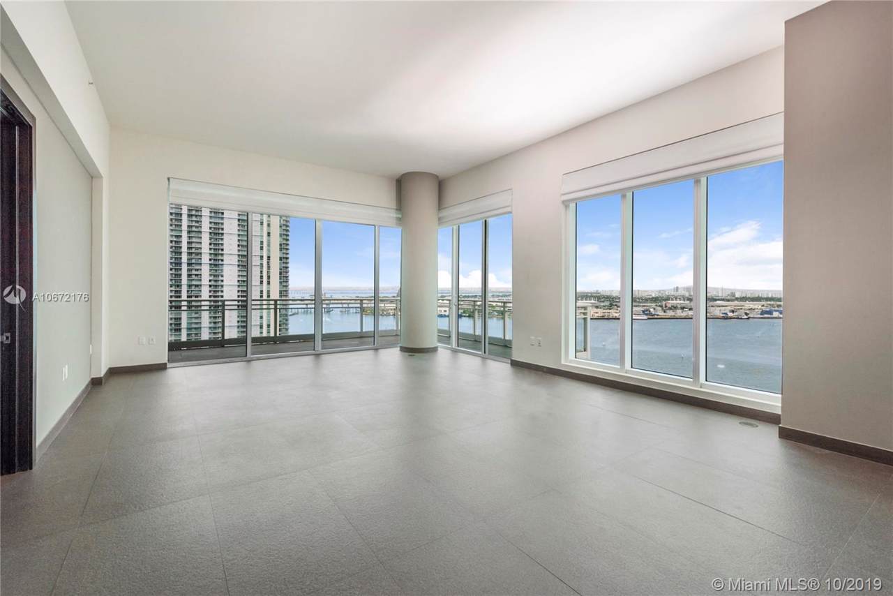 900 Brickell Key Blvd. - Photo 1