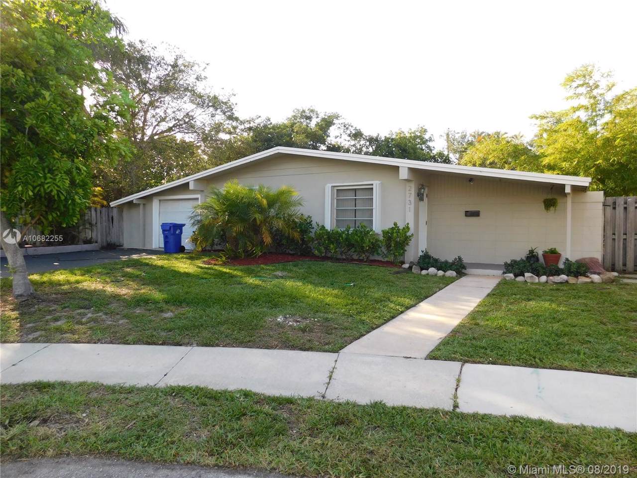 2731 Sw 18 St - Photo 1