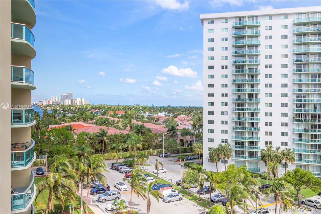 19390 Collins Ave - Photo 1