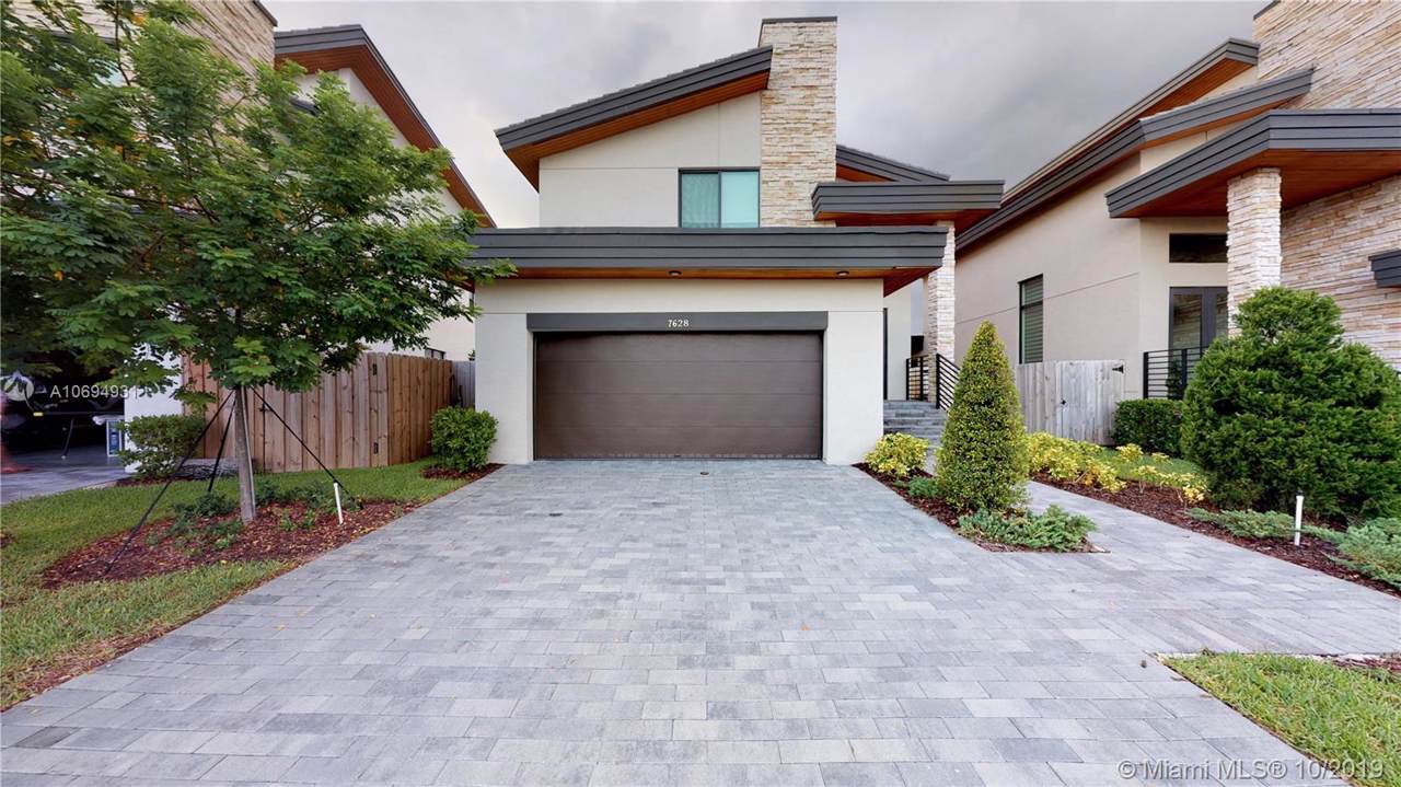 7628 103rd Pl - Photo 1