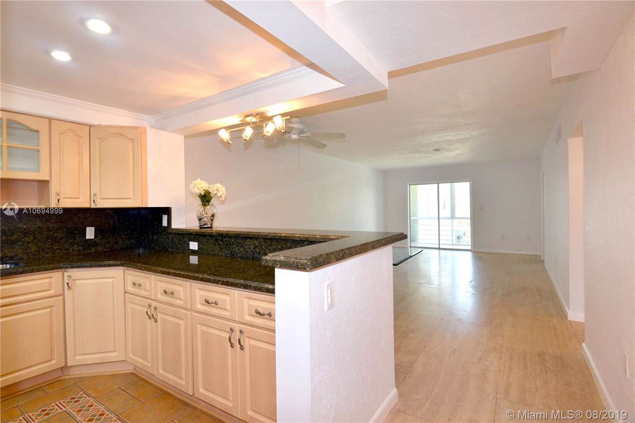 201 Galen Dr - Photo 1
